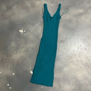 Ribbed midi dress